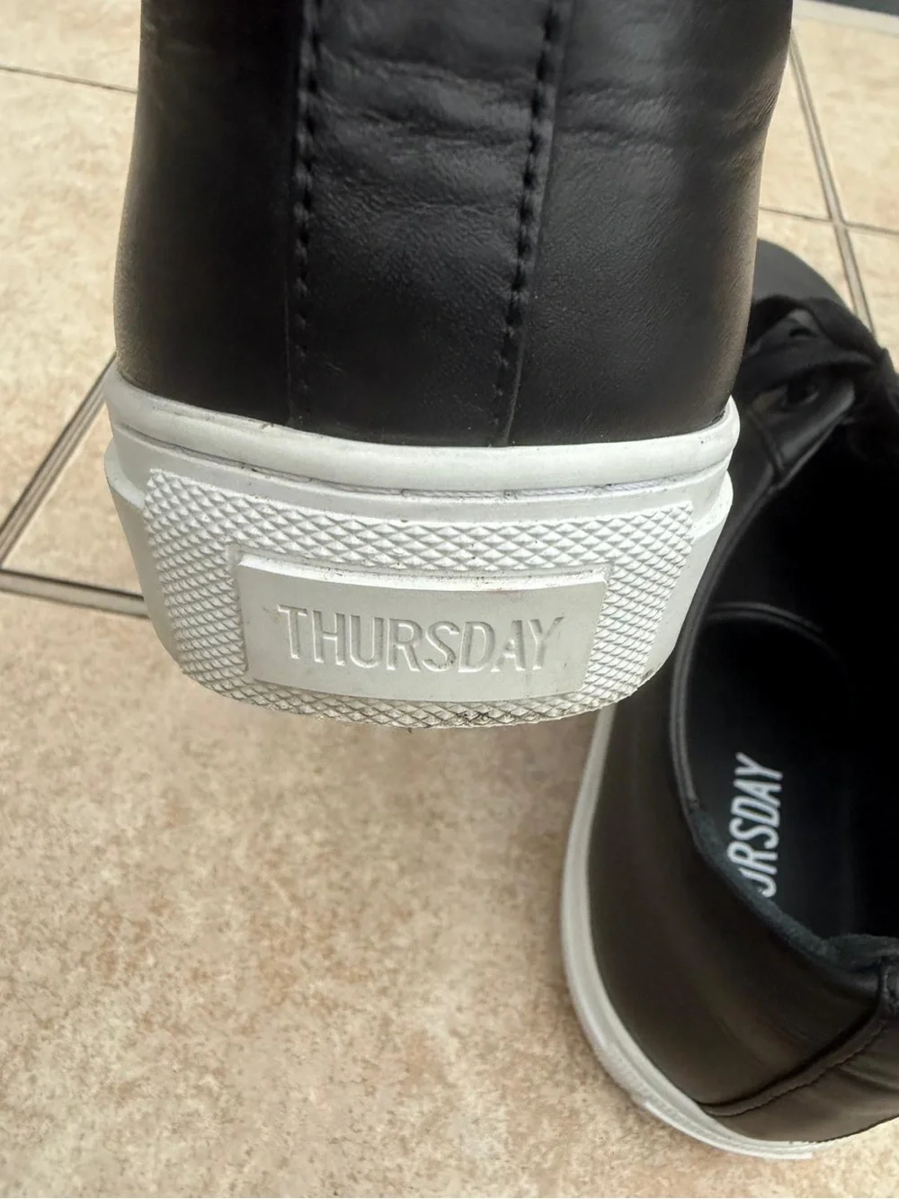 Thursday Premier Low Top fashion sneakers in black leather size 12